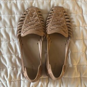 Nisolo Leather Huarache Sandals Closed Toe Almond